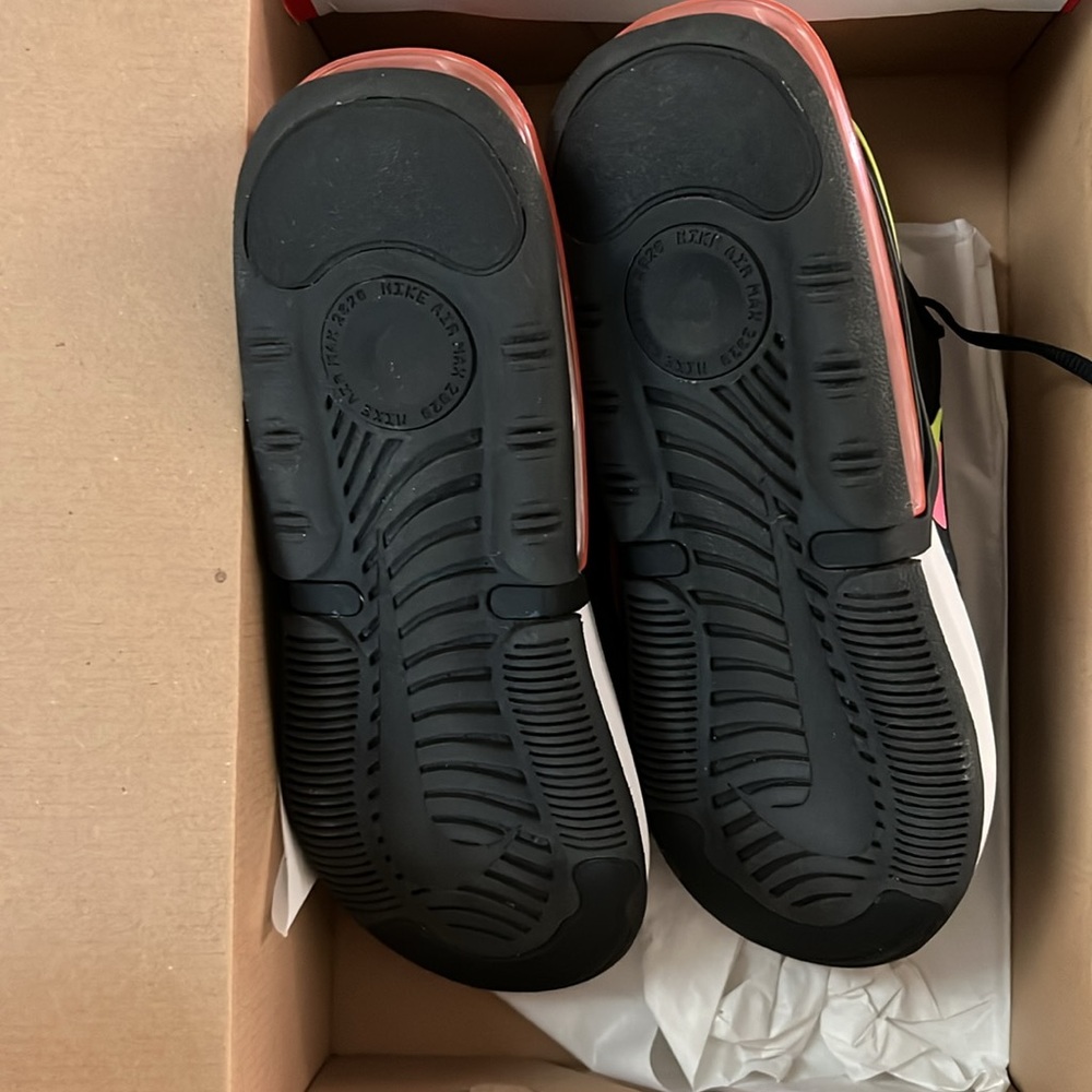 LNIB - Women’s Air Max UP - Black Cyber Sunset Pulse - Size 8 - Picture 6 of 8